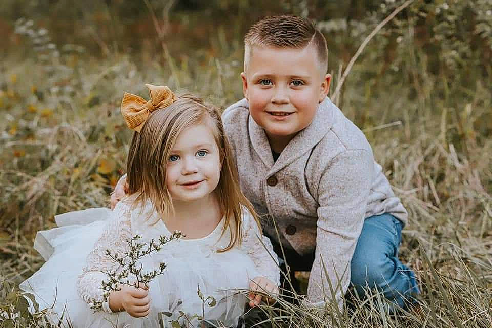 Landry joined the competition — help win amazing prizes! child, family, family_taking_photos_together, fun, grass, grass_family, happy, joy, laugh, people, people_in_nature, person, photograph, photography, plant, playing_with_kids, portrait, portrait_photography, sibling, smile