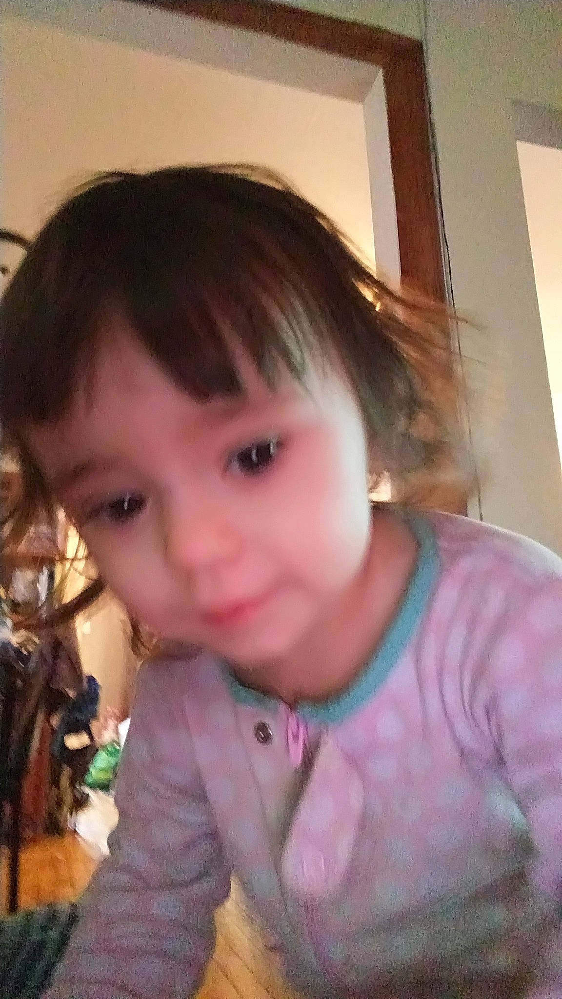 Jade a rejoint le concours — aidez-le/la à gagner de superbes lots ! baby, brown_hair, cheek, child, face, forehead, hair, head, lip, nose, person, skin, smile, toddler