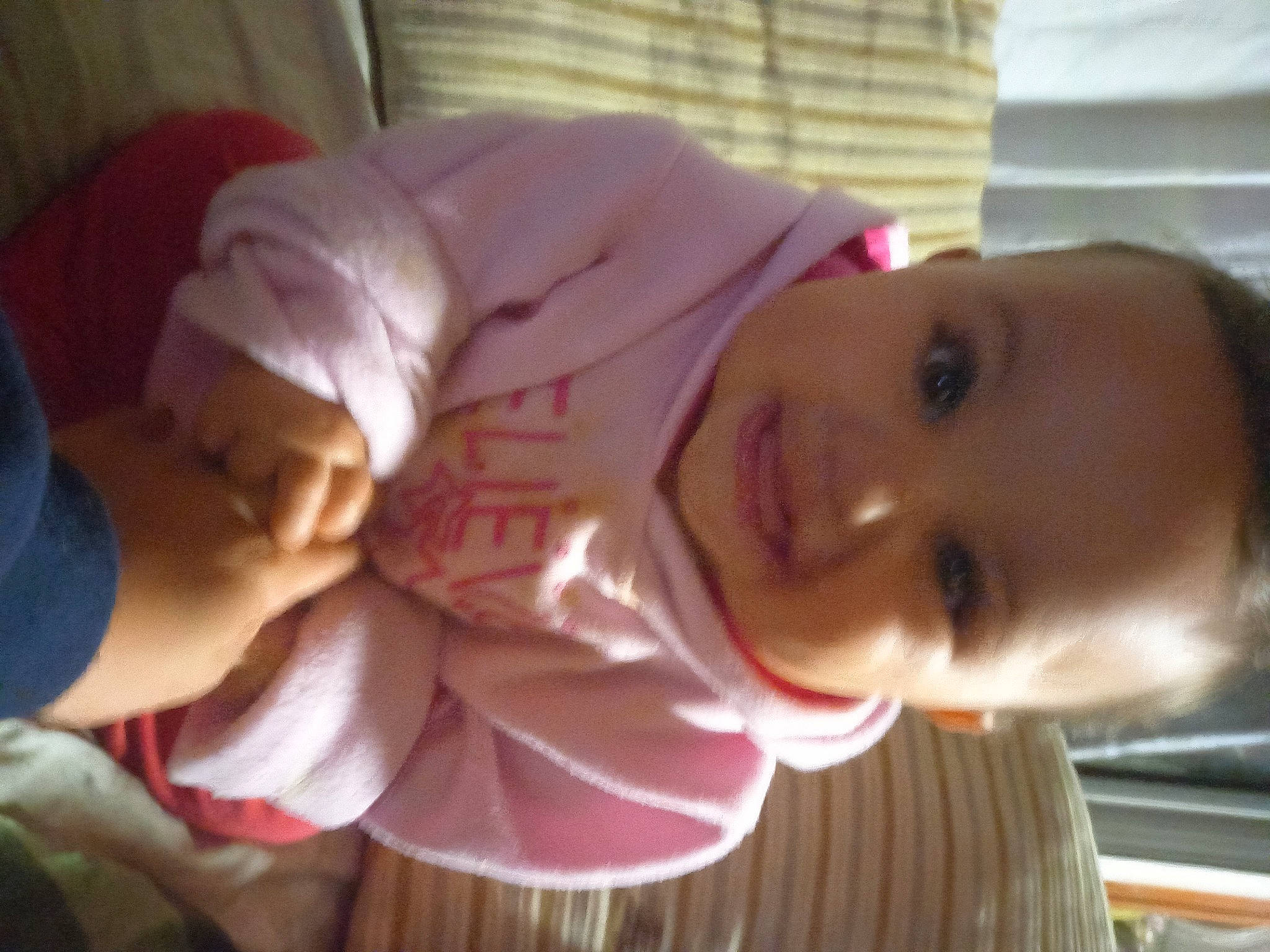 Kenaelle a rejoint le concours — aidez-le/la à gagner de superbes lots ! baby, baby_products, baby_toddler_clothing, cheek, child, chin, comfort, ear, eyebrow, eyelash, fun, happy, iris, joy, lip, mouth, nose, person, pink, skin