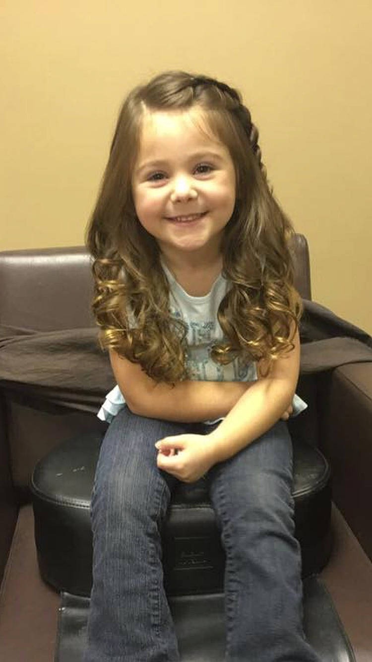 Kendree is registered to the contest to win money with this photo: child, child_model, hair, hairstyle, joy, long_hair, person, sitting, smile