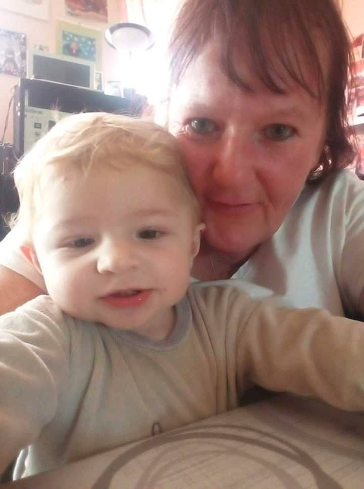 Morgan a rejoint le concours — aidez-le/la à gagner de superbes lots ! baby, cheek, chin, comfort, ear, eye, eyebrow, finger, gesture, happy, interaction, iris, lip, mouth, nose, organ, person, skin, smile, toddler