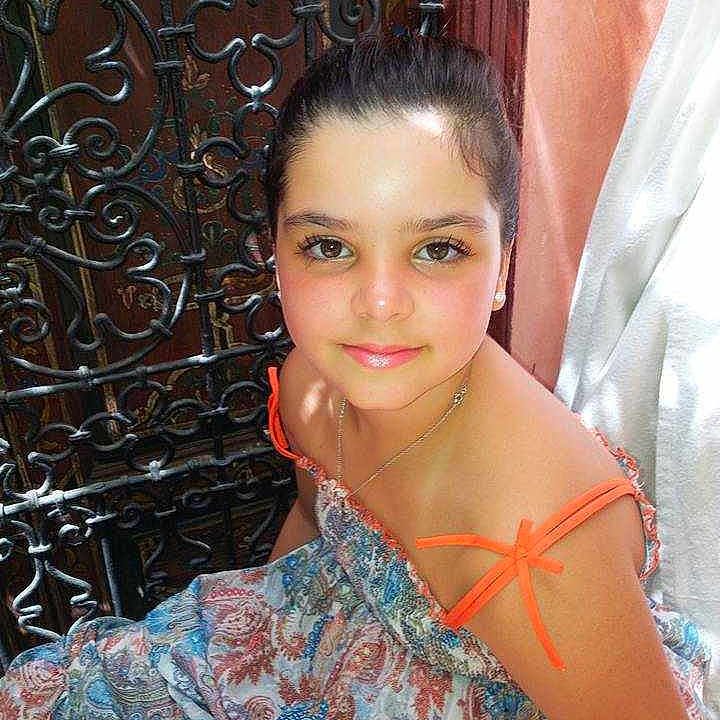 Ilyana participe au concours pour gagner de l'argent avec cette photo :