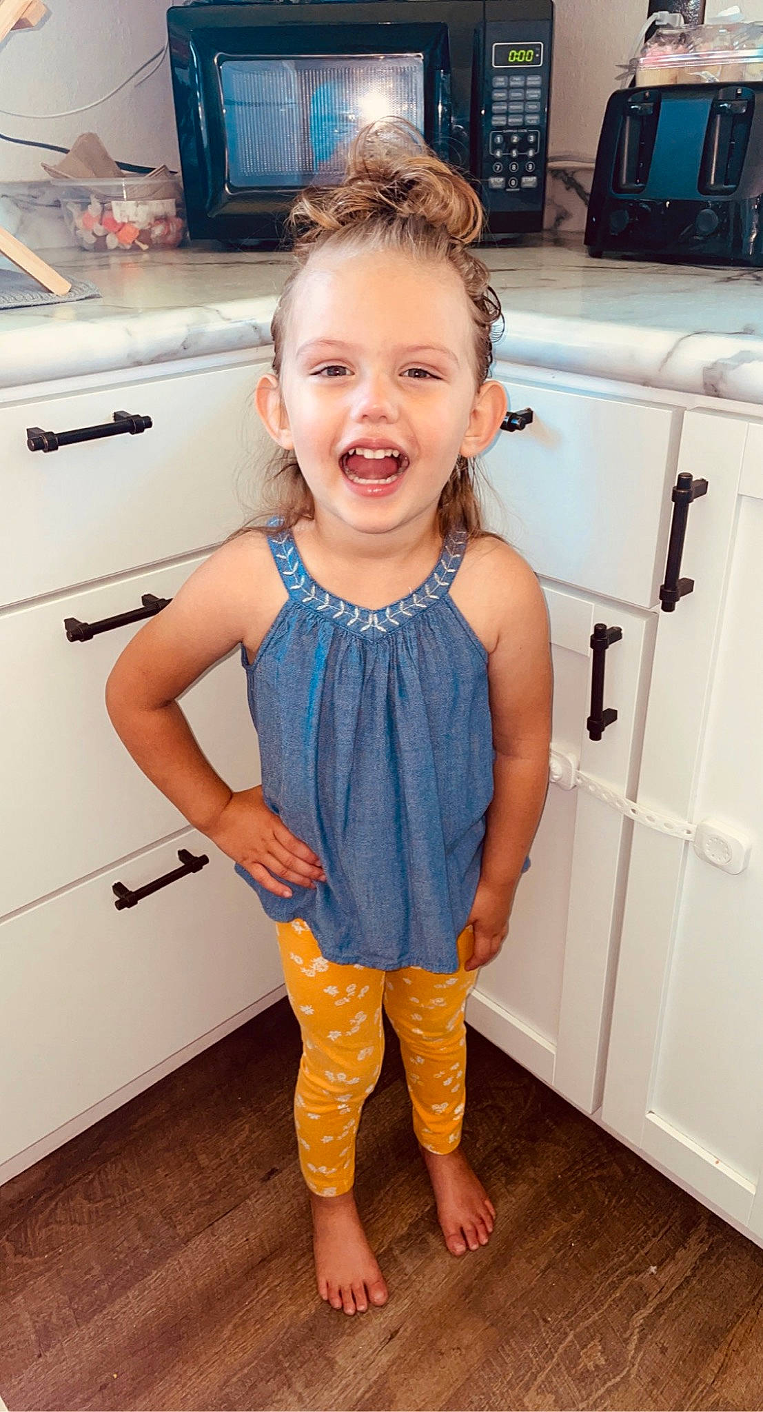 Elena is registered to the contest to win money with this photo: active_pants, baby_toddler_clothing, clothing, flash_photography, floor, flooring, happy, home_appliance, joint, kitchen_appliance, neck, organ, person, photograph, product, shoulder, sleeve, smile, standing, waist