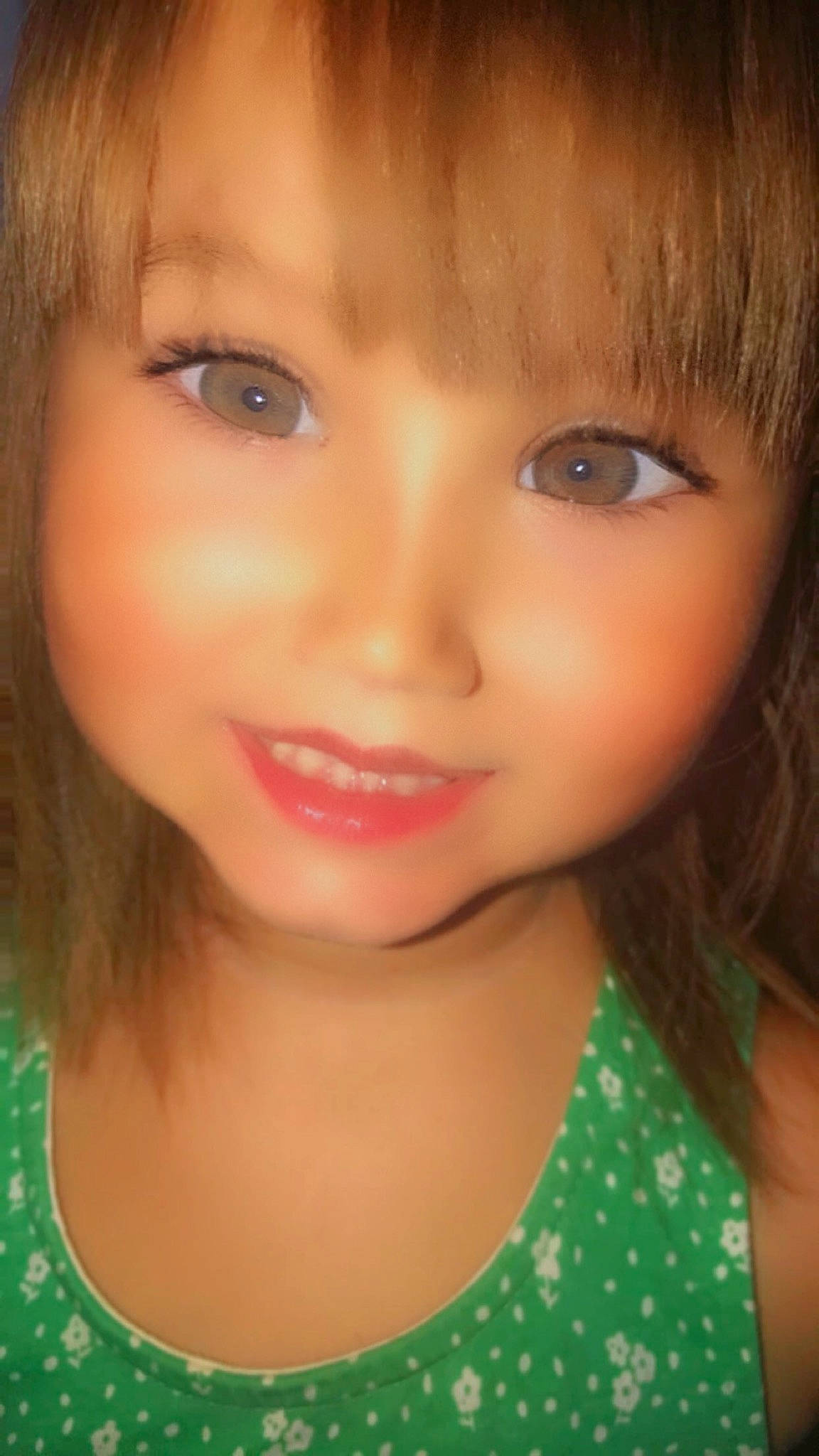 Myla participe au concours pour gagner de l'argent avec cette photo : bangs, black_hair, cheek, chin, cool, eyebrow, eyelash, forehead, grass, happy, head, iris, jaw, joy, layered_hair, lip, mouth, nose, person, pink