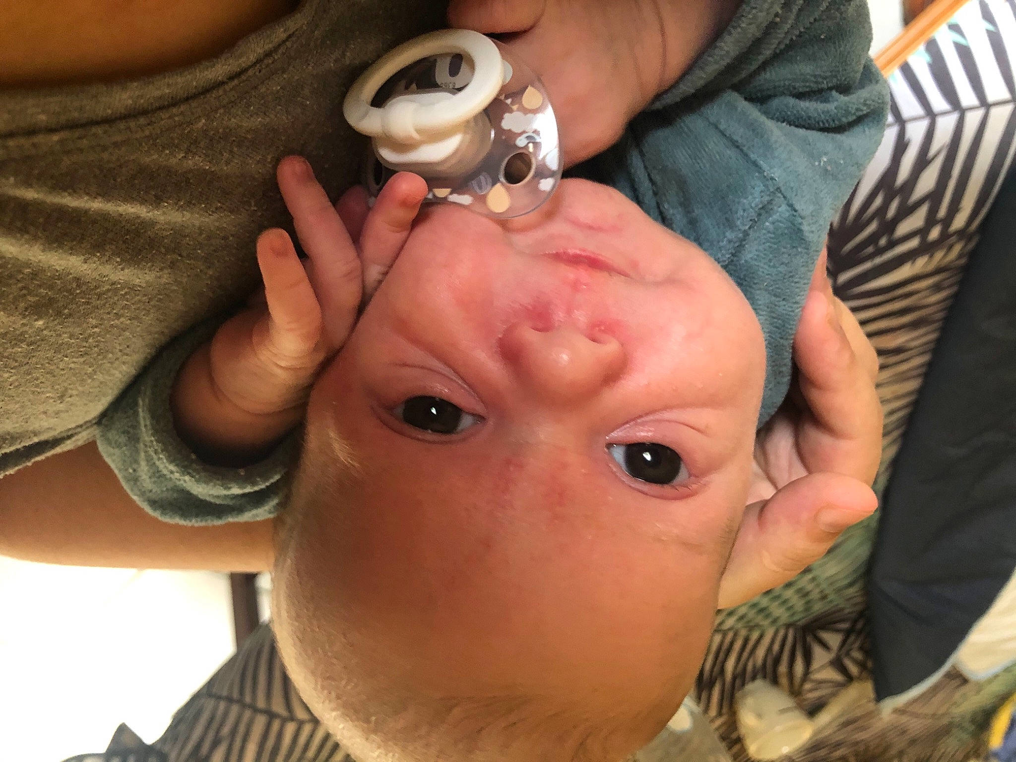 Afonso a rejoint le concours — aidez-le/la à gagner de superbes lots ! baby, baby_products, baby_toddler_clothing, cheek, drinking, eye, eyelash, nail, organ, person, skin, toddler