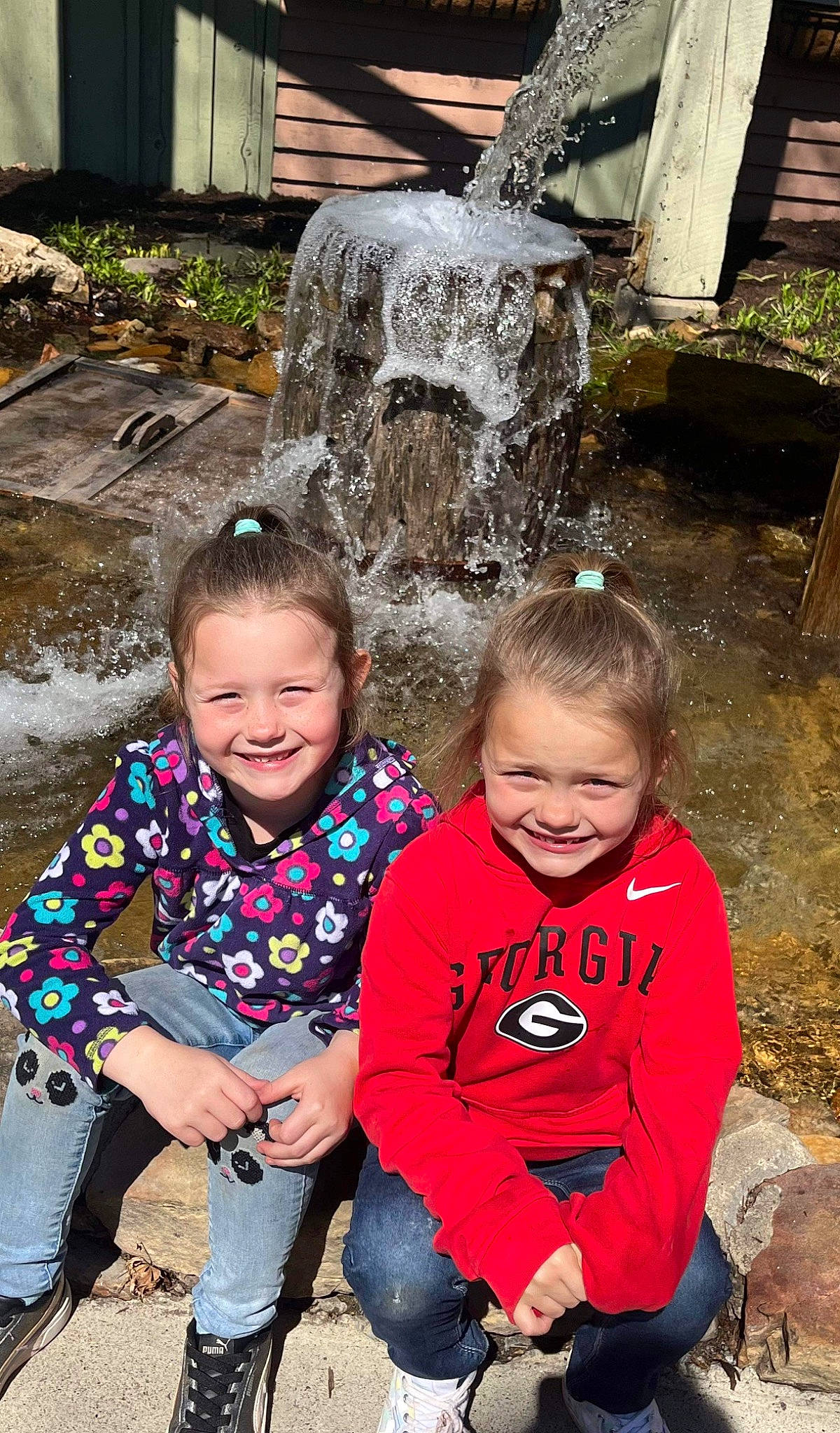 Leeana joined the competition — help win amazing prizes! baby_toddler_clothing, botany, child, event, fun, garden, grass, green, happy, jeans, joy, leisure, organ, people, person, plant, rock, sitting, smile, snapshot