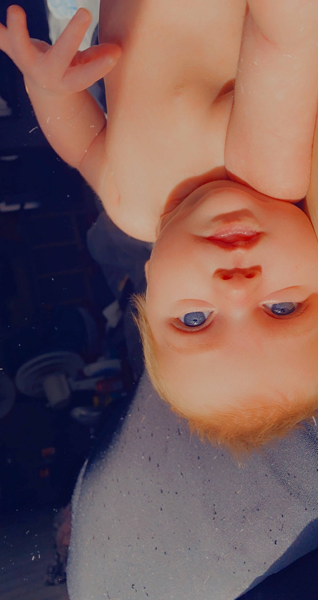 Carolina is registered to the contest to win money with this photo: art, cheek, chest, eye, eyebrow, eyelash, fun, gesture, hand, happy, head, human_body, jaw, lip, mouth, neck, nose, person, plant, skin