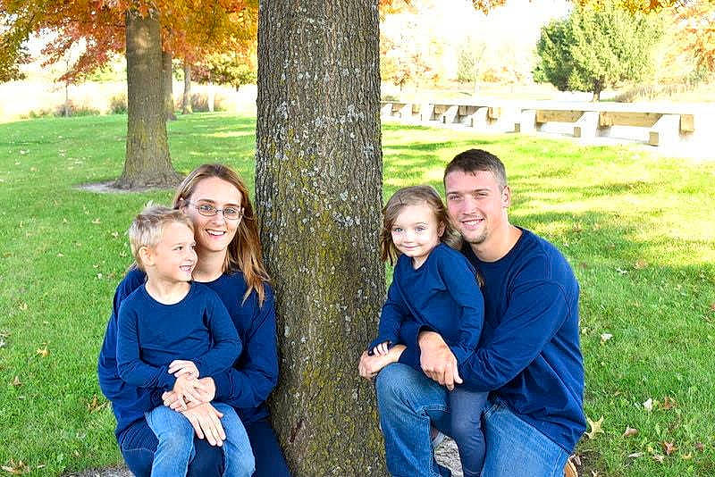 Emily joined the competition — help win amazing prizes! autumn, child, family, family_reunion, father, fun, girl, grass, joy, people, person, photograph, photography, plant, portrait_photography, recreation, sibling, smile, tree, vacation