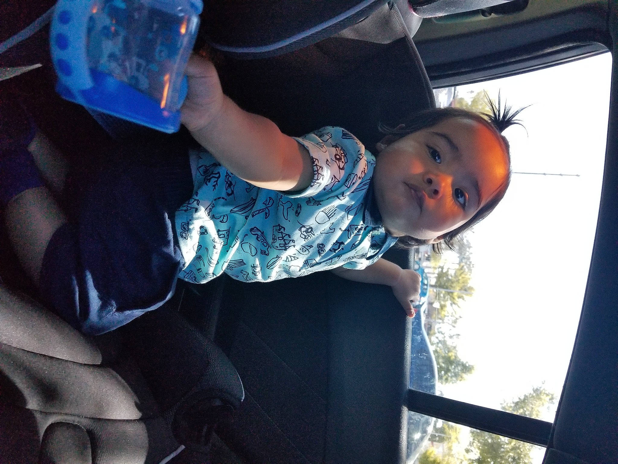 Jeremias is registered to the contest to win money with this photo: baby, child, fun, person, smile, toddler, tree, vacation