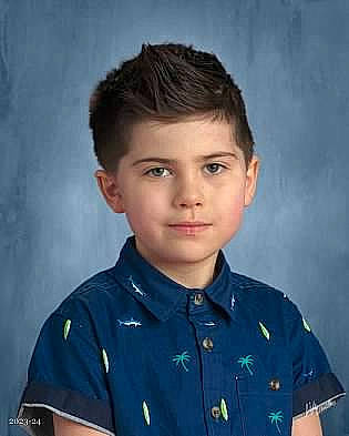 Daniel is registered to the contest to win money with this photo: chin, collar, cool, dress_shirt, electric_blue, eyebrow, flash_photography, forehead, gesture, hairstyle, happy, military_person, military_uniform, neck, official, person, polo_shirt, shirt, sleeve, t_shirt