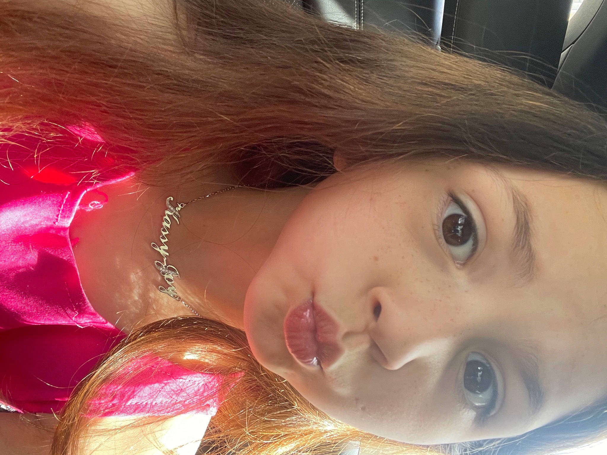 Kassy-joy a rejoint le concours — aidez-le/la à gagner de superbes lots ! black_hair, cheek, chest, child, chin, ear, eyebrow, eyelash, facial_expression, hair, human_body, iris, jaw, lip, mouth, neck, nose, organ, person, skin