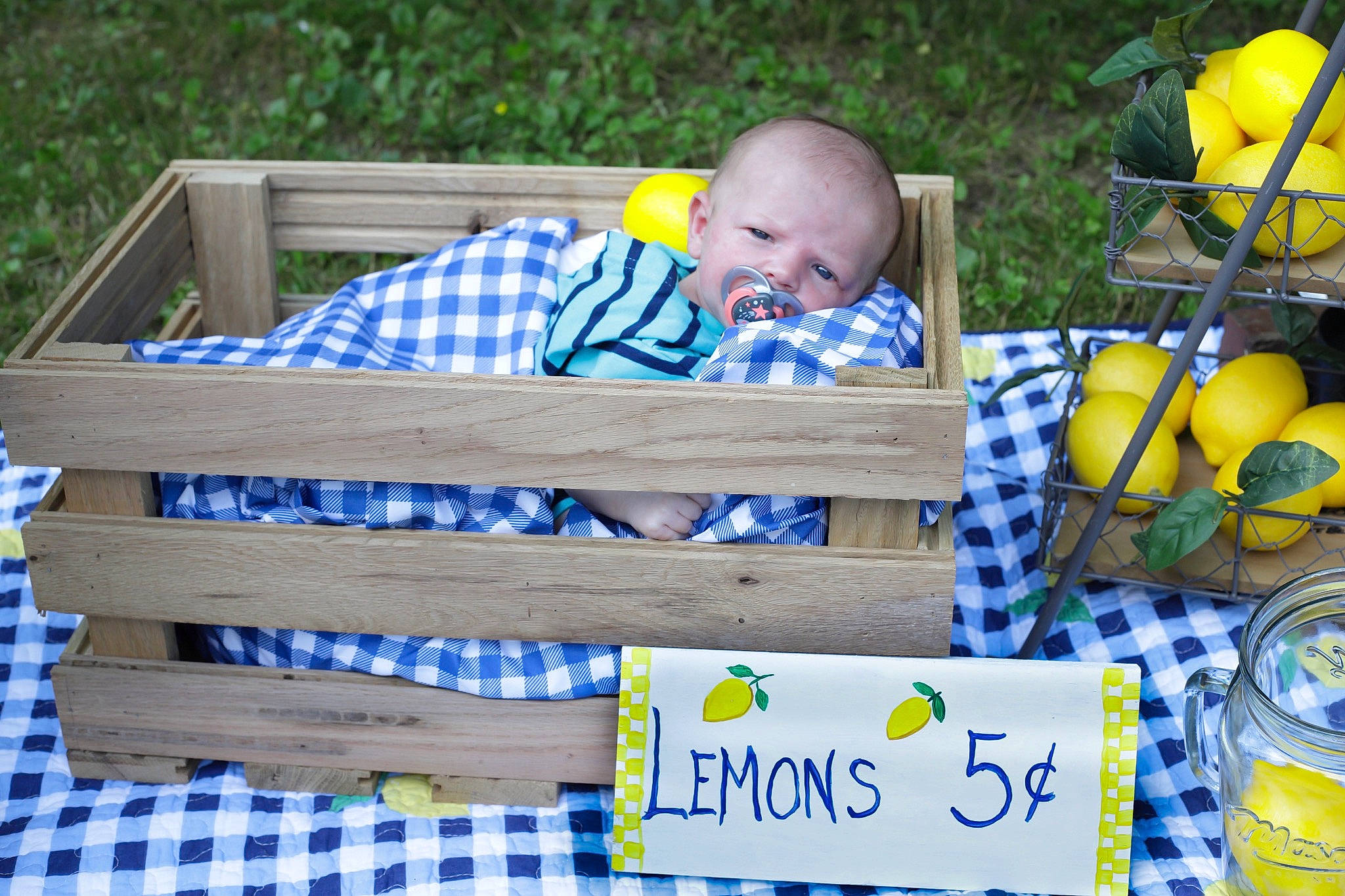 Linkin joined the competition — help win amazing prizes! baby, baby_products, baby_toddler_clothing, child, citrus, fruit, person, picnic, plant, product, recreation, toddler, yellow
