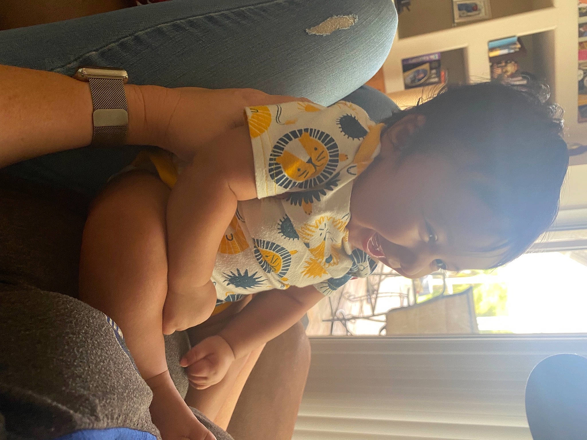 Aziel is registered to the contest to win money with this photo: black_hair, chest, comfort, cool, elbow, eyewear, finger, gesture, glasses, hat, human_body, human_leg, joint, knee, person, sunglasses, thigh, trunk, vision_care, waist