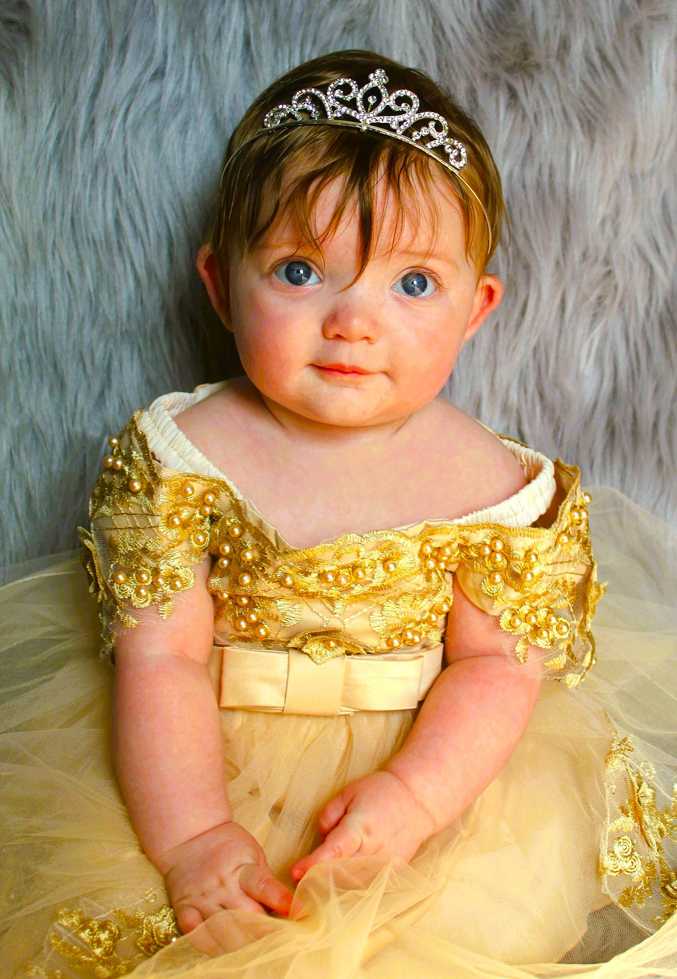 Paysley is registered to the contest to win money with this photo: baby_toddler_clothing, child, costume_hat, day_dress, dress, embellishment, event, eyelash, fashion_design, happy, headband, headgear, headpiece, jewellery, person, pink, skin, sleeve, tiara, toddler