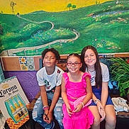 Clara is registered to the contest to win money with this photo: boy, child, clothing, face, female, footwear, girl, grass, head, jeans, male, pants, person, photography, plant, portrait, shoe, shorts, t_shirt, teen