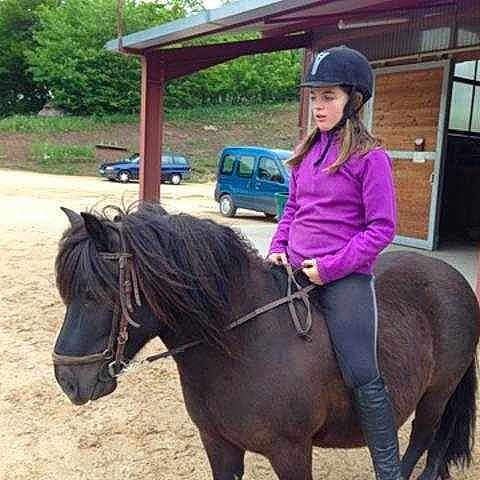 Noémie a rejoint le concours — aidez-le/la à gagner de superbes lots !