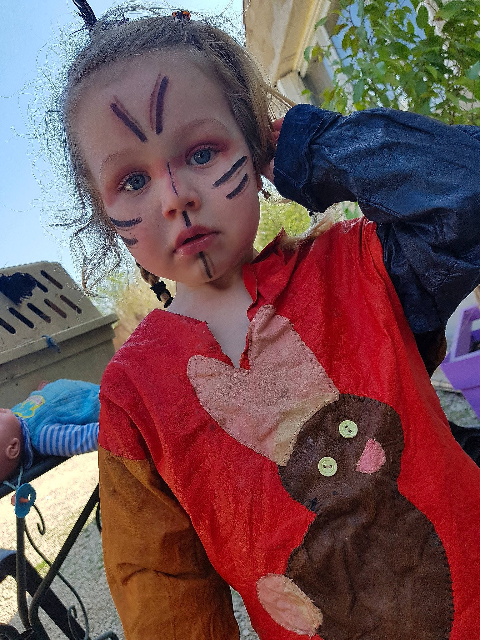 Lalou a rejoint le concours — aidez-le/la à gagner de superbes lots ! child, person