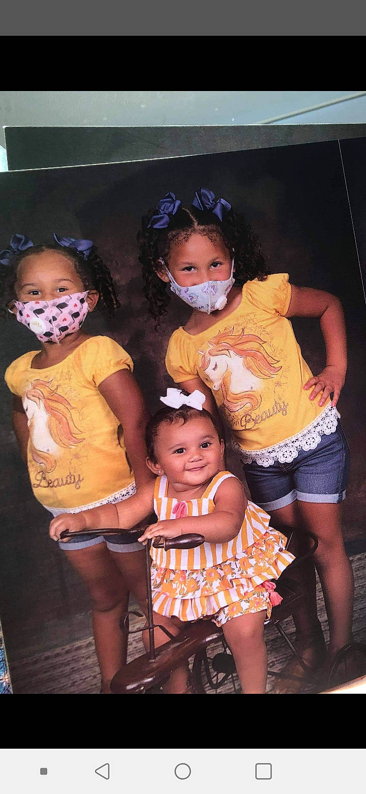 Kavedika joined the competition — help win amazing prizes! abdomen, child, fashion, fun, joy, leg, people, person, sibling, smile, thigh, toddler