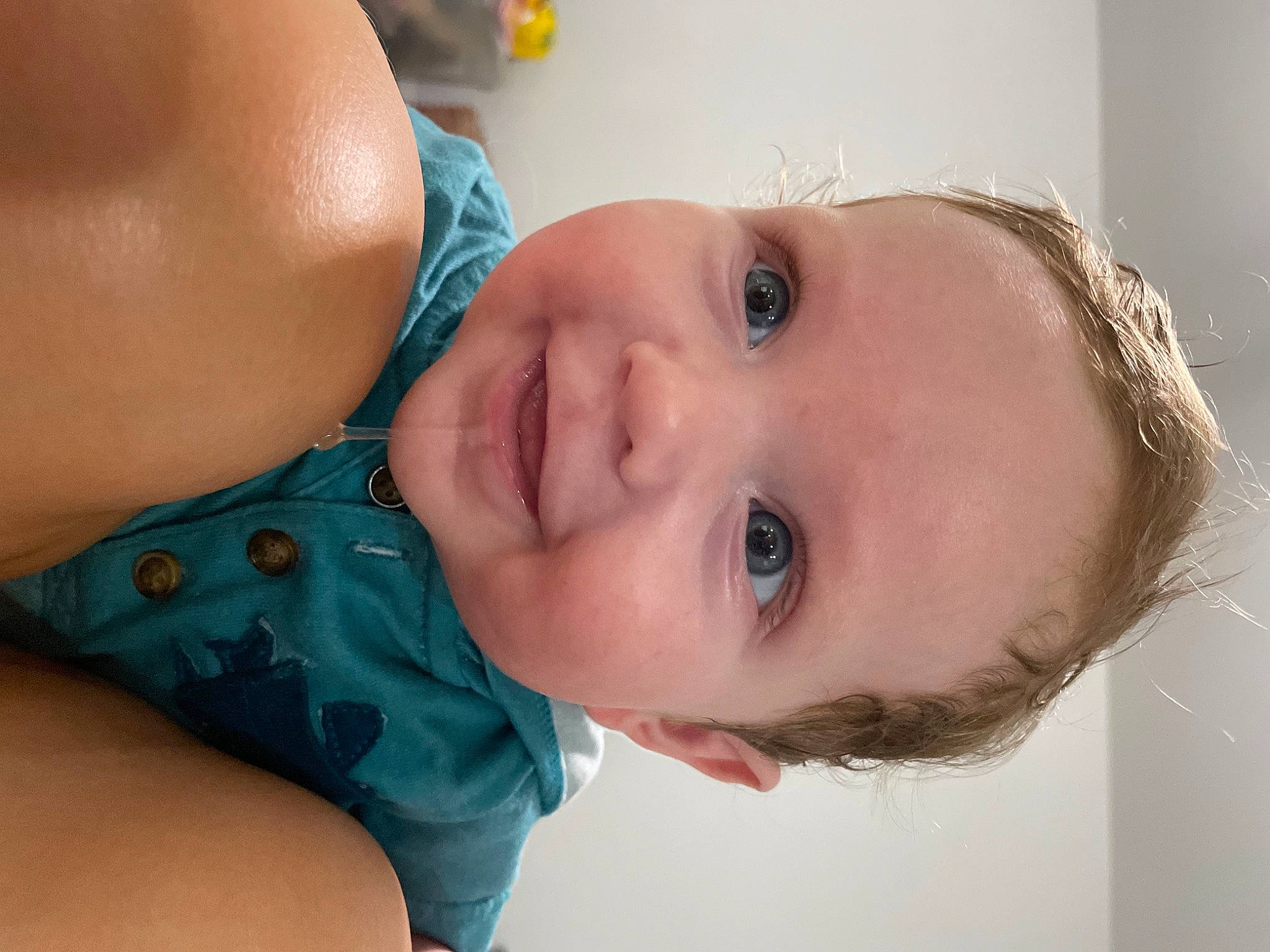 Case is registered to the contest to win money with this photo: arm, cheek, dress, ear, eyebrow, eyelash, face, forehead, human_body, joint, lip, mouth, muscle, neck, nose, person, shoulder, skin, smile, water