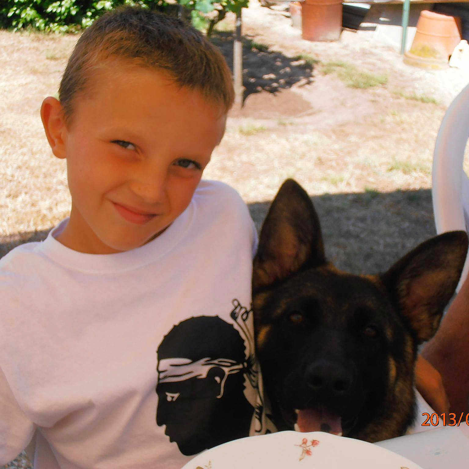 Bastien participe au concours pour gagner de l'argent avec cette photo :