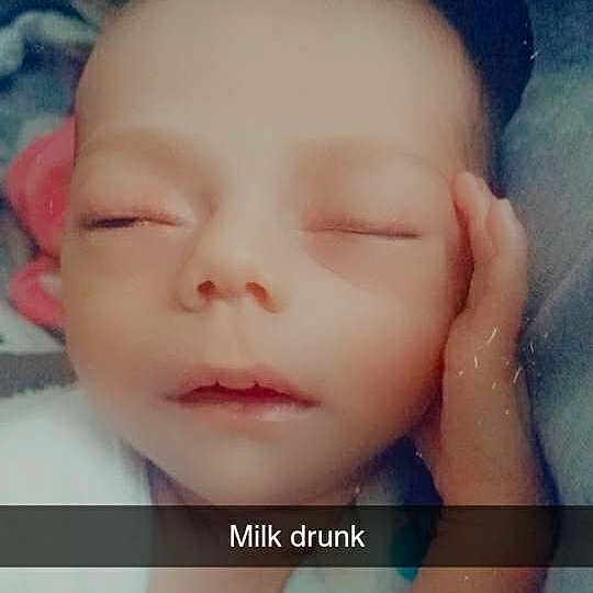 Jailyn is registered to the contest to win money with this photo: cheek, chin, eye, eyebrow, eyelash, forehead, hair, hairstyle, hand, happy, head, human_body, jaw, lip, mouth, muscle, neck, nose, product, skin