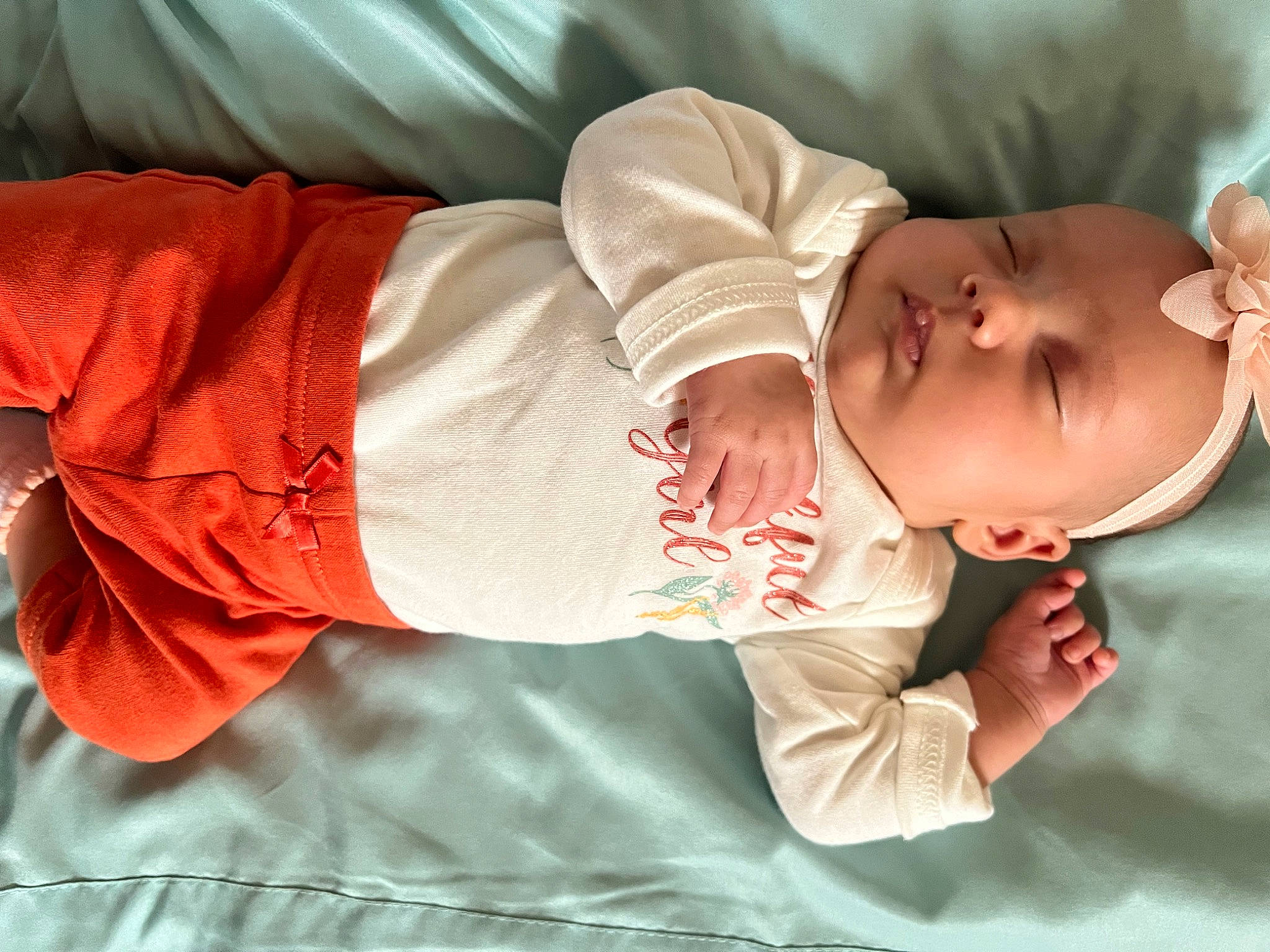 Charleigh is registered to the contest to win money with this photo: arm, baby, baby_products, baby_sleeping, baby_toddler_clothing, child, comfort, elbow, eyelash, finger, gesture, hand, happy, human_body, human_leg, linens, nap, person, sleep, sleeve