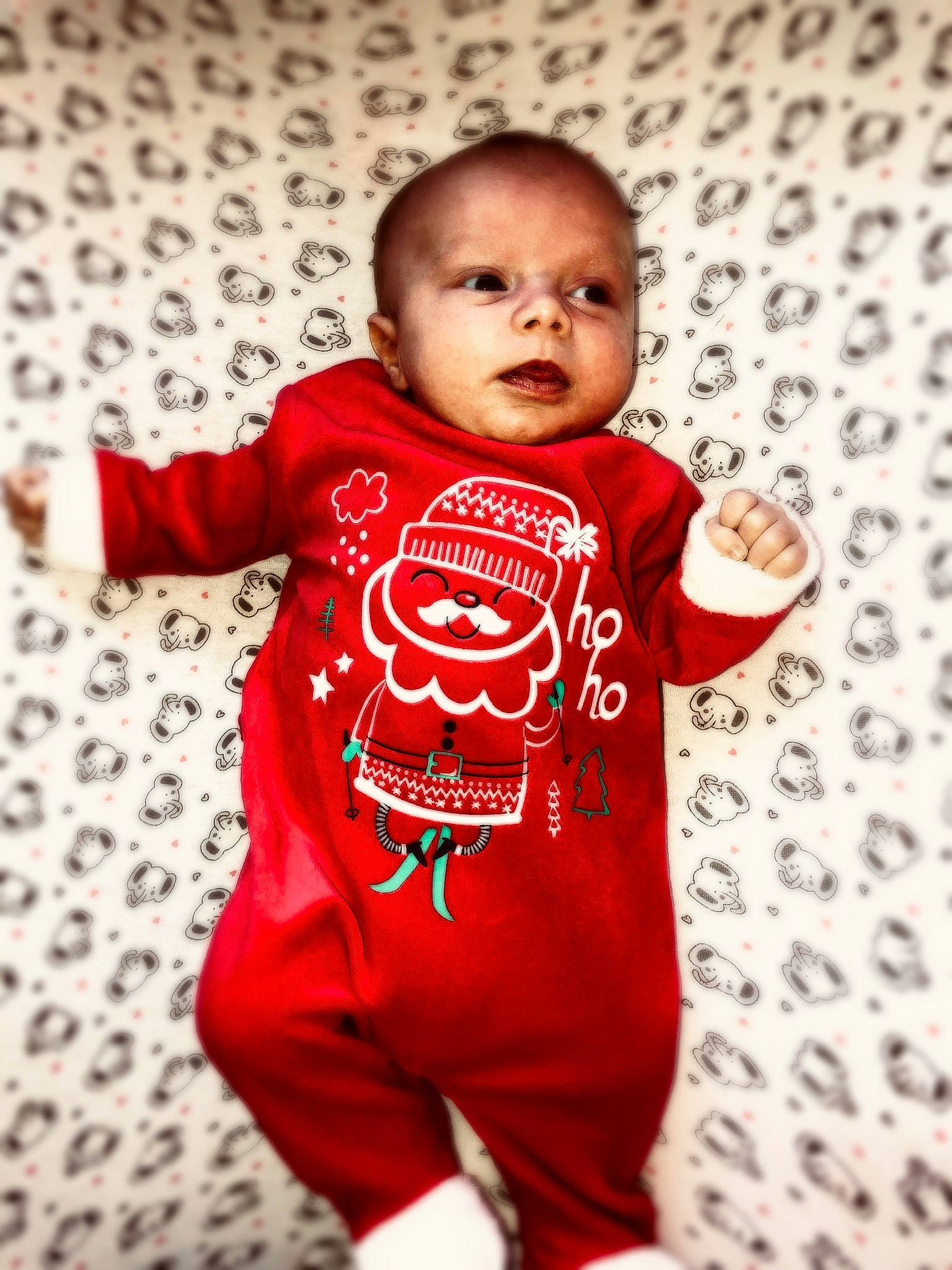 Nesta participe au concours pour gagner de l'argent avec cette photo : baby, baby_toddler_clothing, child, pajamas, person, product, red, sleeve, smile, t_shirt, toddler
