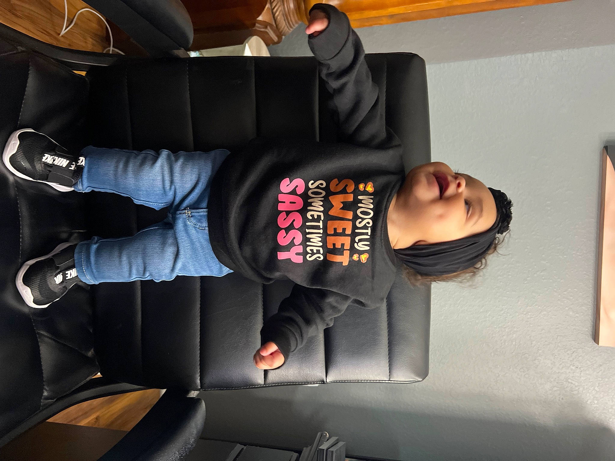 Alora is registered to the contest to win money with this photo: arm, auto_part, automotive_design, automotive_wheel_system, bus, comfort, eyewear, hat, human_leg, knee, leg, luxury_vehicle, person, public_transport, sleeve, smile, sports_gear, sportswear, suit, t_shirt