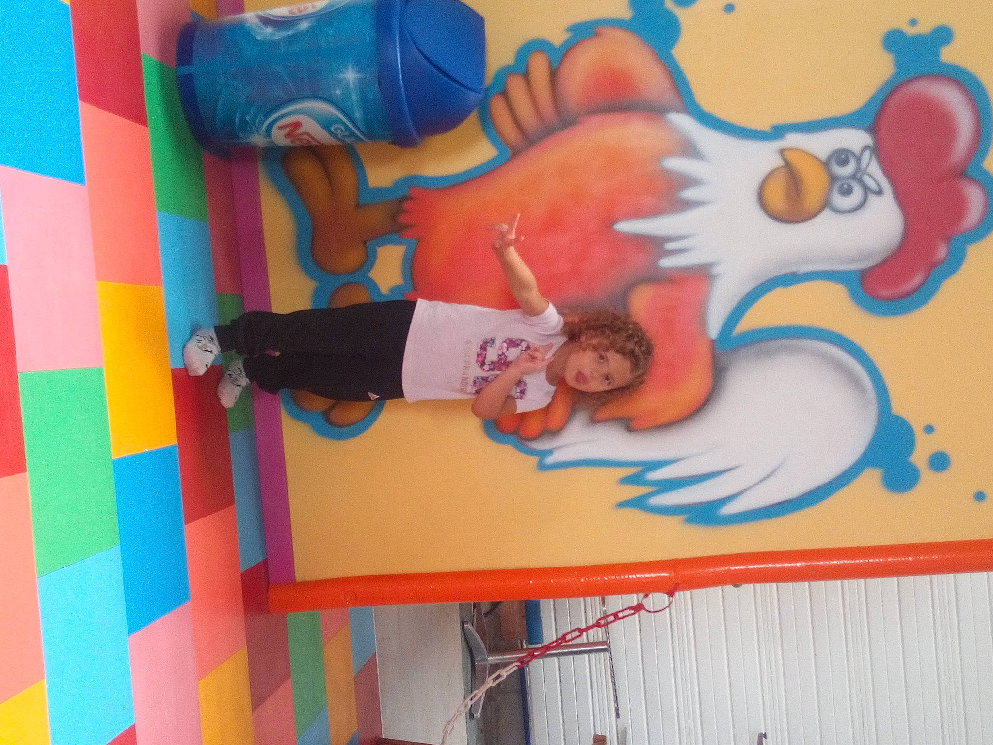 Liliana participe au concours pour gagner de l'argent avec cette photo : animated_cartoon, animation, art, child, fun, graphics, illustration, leisure, magenta, mural, paint, painting, person, play, recreation, room, smile, textile, tree, visual_arts