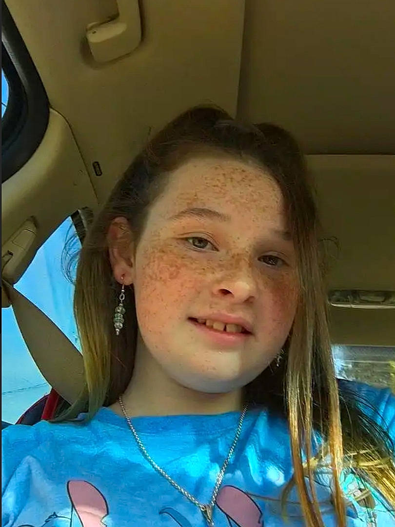 Karene is registered to the contest to win money with this photo: cheek, child, chin, ear, eye, eyebrow, face, forehead, fun, hair, head, iris, jaw, lip, mouth, nose, person, photography, selfie, skin