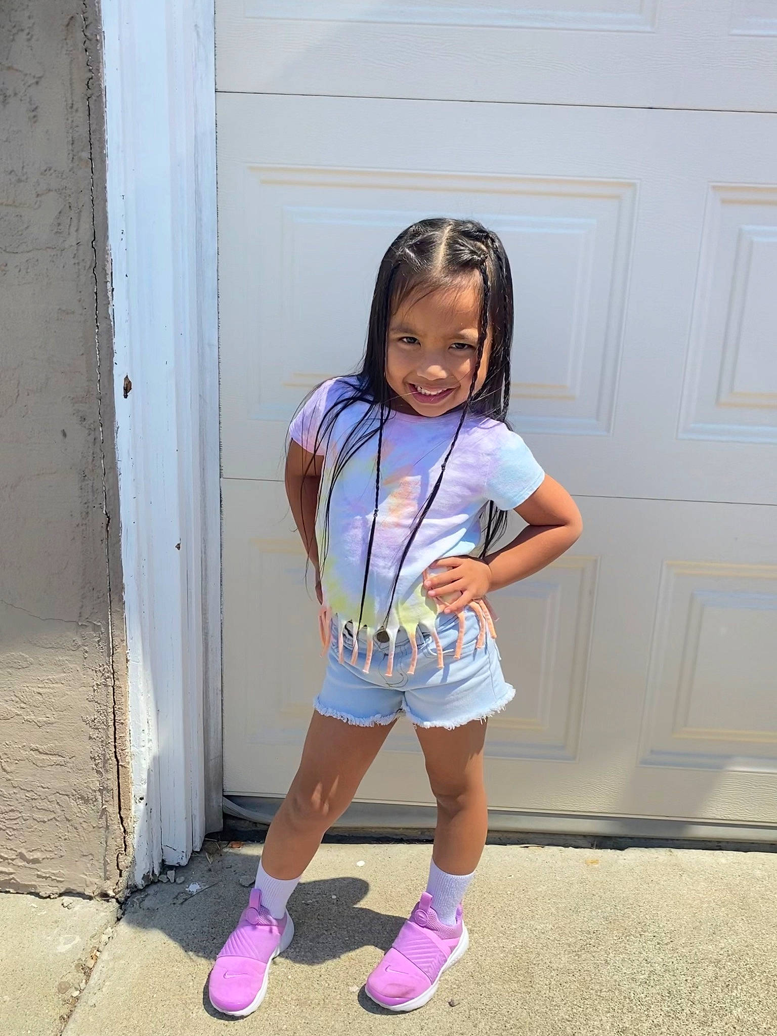 Laura Pauline is registered to the contest to win money with this photo: baby_toddler_clothing, child, door, electric_blue, fun, happy, human_leg, joy, knee, magenta, pattern, person, pink, shoe, sleeve, sneakers, sock, t_shirt, thigh, toddler