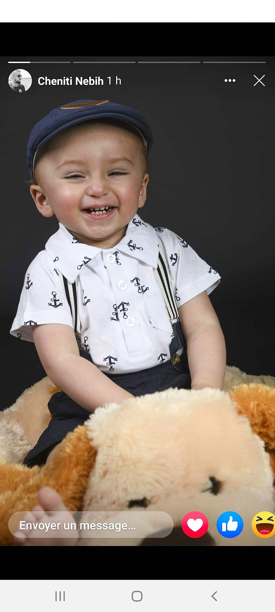 Zakarya participe au concours pour gagner de l'argent avec cette photo : arm, baby_toddler_clothing, black, child, companion_dog, dog_breed, eye, fawn, flash_photography, happy, head, headwear, joy, mammal, organ, person, photograph, skin, sleeve, smile