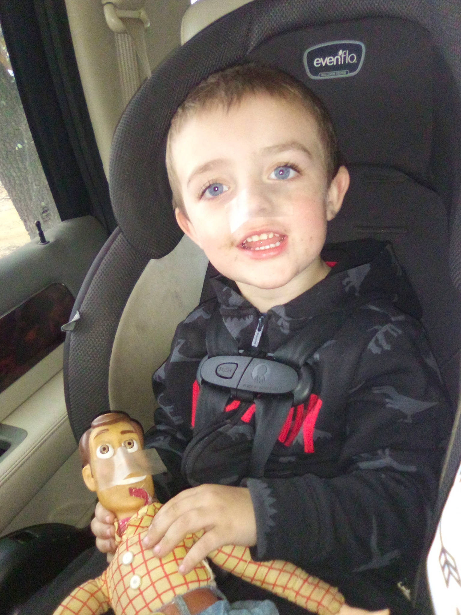Shane joined the competition — help win amazing prizes! auto_part, automotive_design, baby, car_seat, car_seat_cover, child, comfort, cool, family_car, fun, head_restraint, joy, motor_vehicle, person, seat_belt, sleeve, smile, thumb, toddler, toy