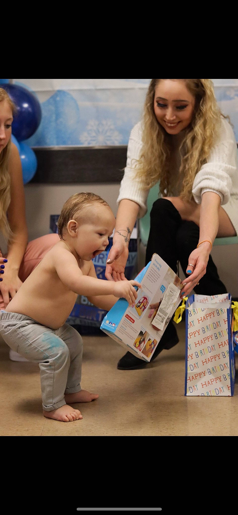 Ace is registered to the contest to win money with this photo: baby, balloon, box, child, community, event, fun, happy, human, jewellery, joy, leisure, person, recreation, room, shipping_box, smile, snapshot, social_group, summer