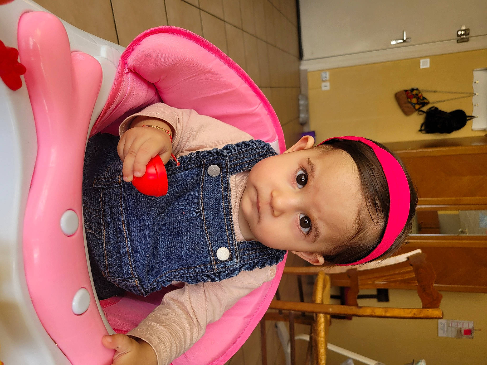 Alessia participe au concours pour gagner de l'argent avec cette photo : abdomen, baby, baby_toddler_clothing, cheek, chest, child, elbow, eye, eyelash, fun, headgear, human_body, magenta, mouth, person, pink, skin, sleeve, smile, thigh