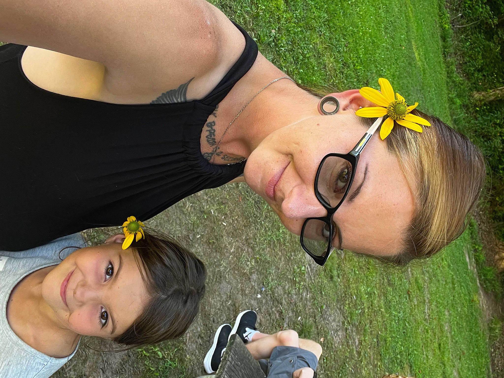 Rilei joined the competition — help win amazing prizes! eyelash, eyewear, facial_expression, gesture, glasses, grass, hairstyle, happy, head, human, joint, joy, mouth, neck, organ, people_in_nature, person, plant, skin, sunglasses