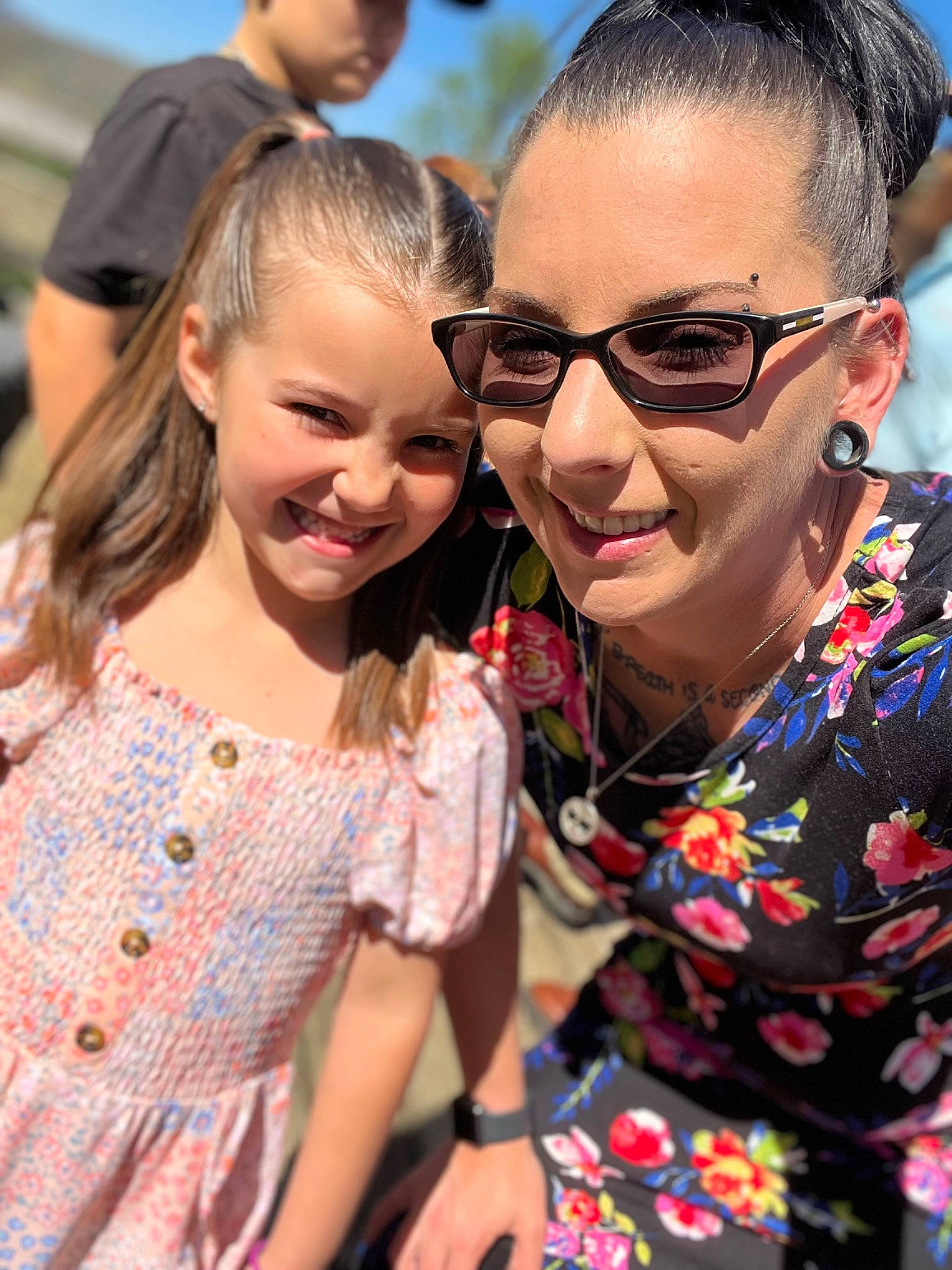 Rilei joined the competition — help win amazing prizes! child, community, crowd, entertainment, event, eyewear, fashion, fun, gesture, glasses, goggles, happy, joy, leisure, necklace, person, recreation, sky, smile, sunglasses