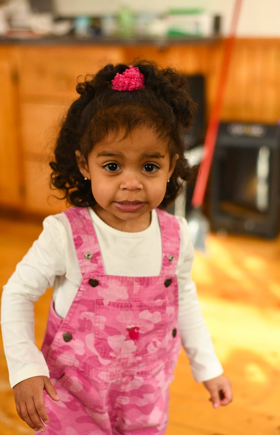 Illauni is registered to the contest to win money with this photo: baby, baby_toddler_clothing, cheek, child, event, eyelash, flooring, fun, happy, head, lip, magenta, nose, outerwear, person, pink, play, skin, sleeve, television