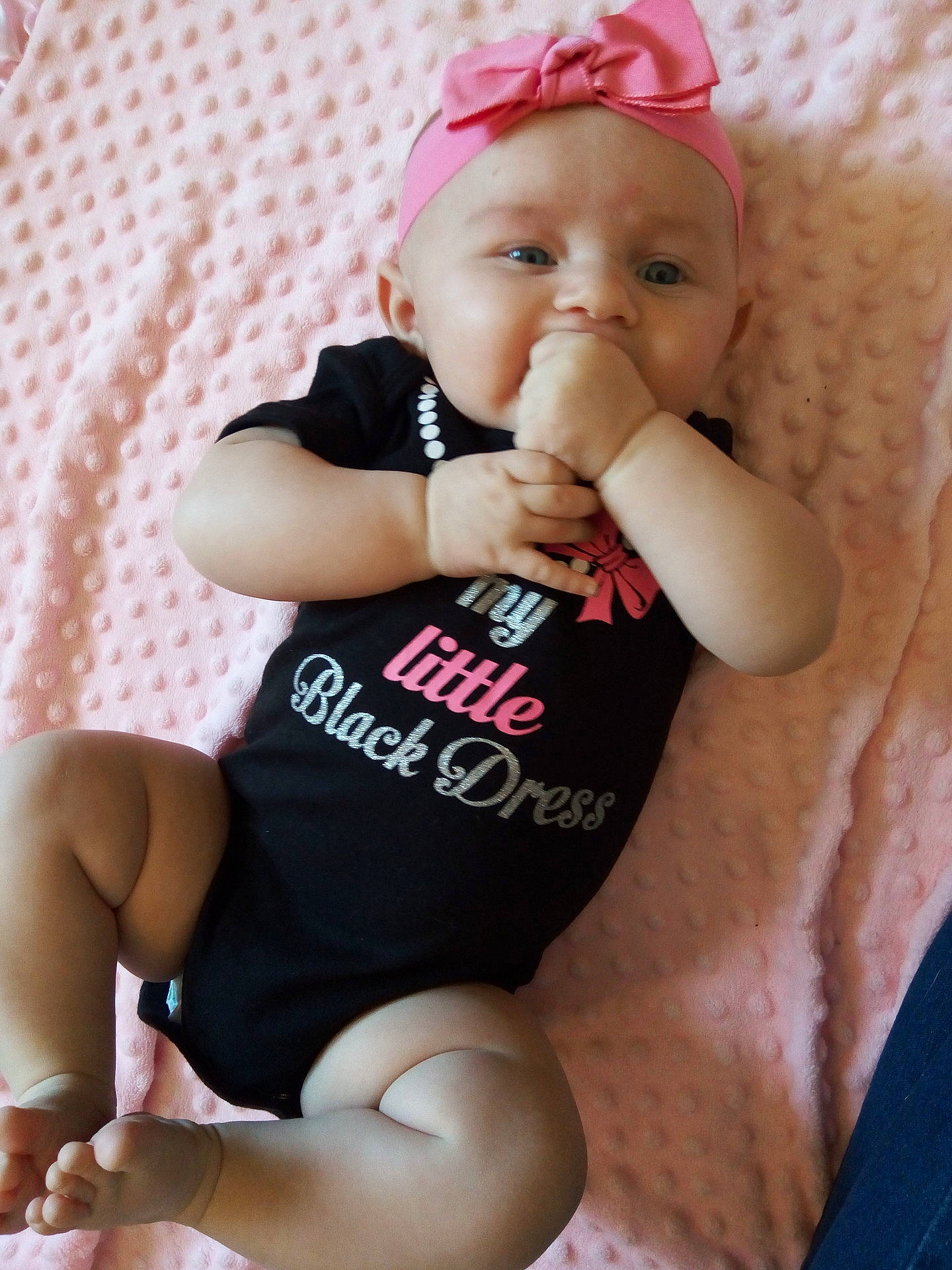 Lillyonna is registered to the contest to win money with this photo: cheek, child, finger, fun, girl, hair_accessory, hand, headgear, infant, person, pink, product, skin, toddler