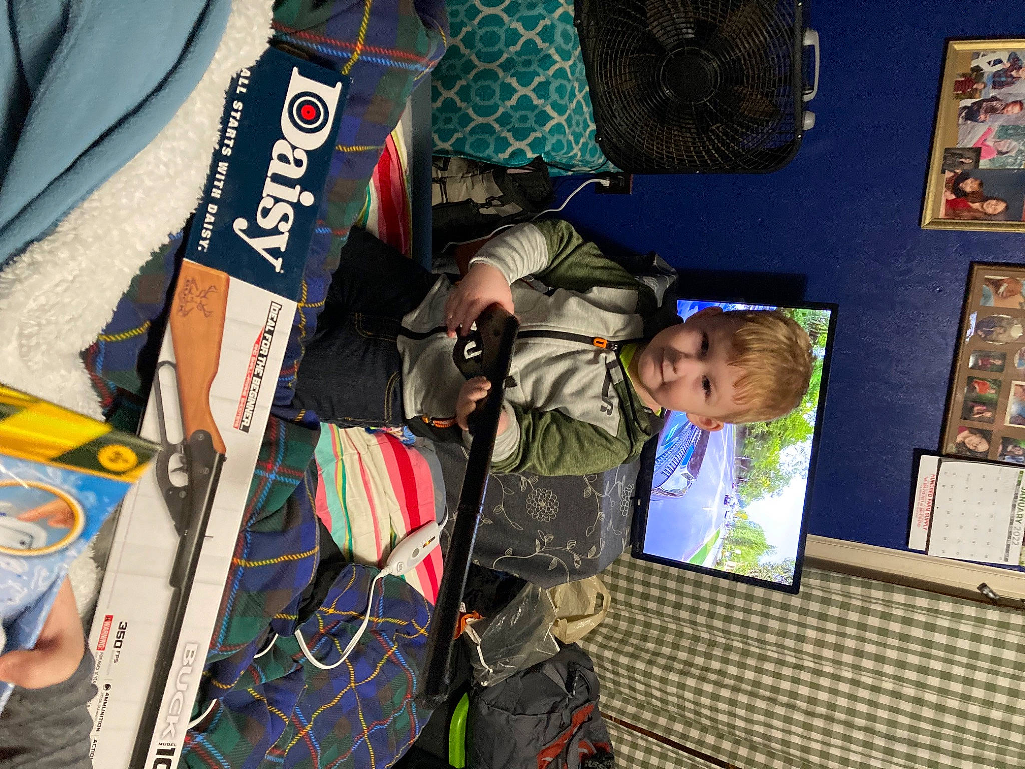 Weston is registered to the contest to win money with this photo: art, artist, blurred, fashion_accessory, fun, pattern, person, picture_frame, room, sleeve, street, t_shirt, textile, visual_arts