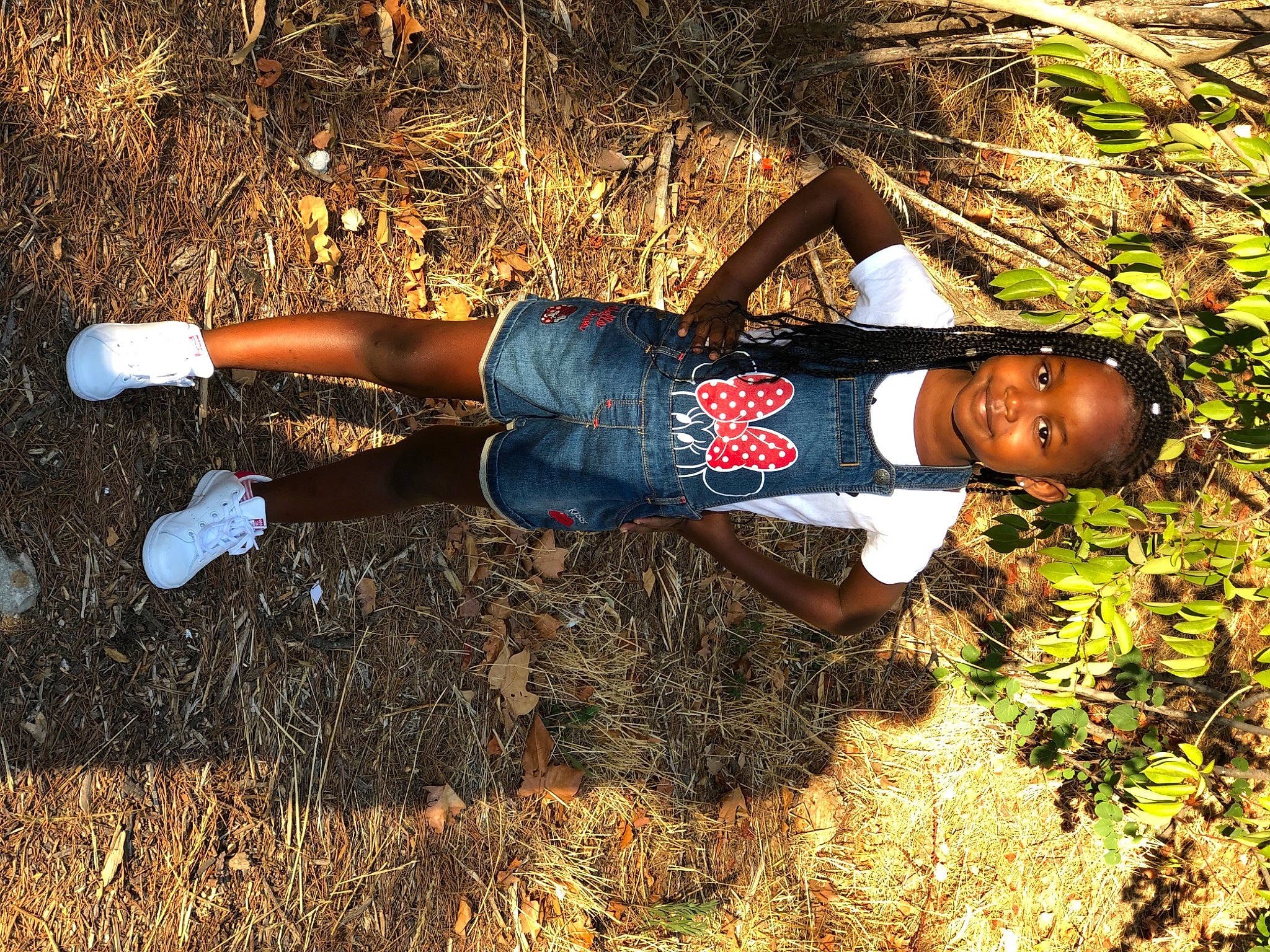 Maryam a rejoint le concours — aidez-le/la à gagner de superbes lots ! joy, person, tree