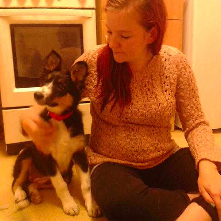 Lilly is registered to the contest to win money with this photo: