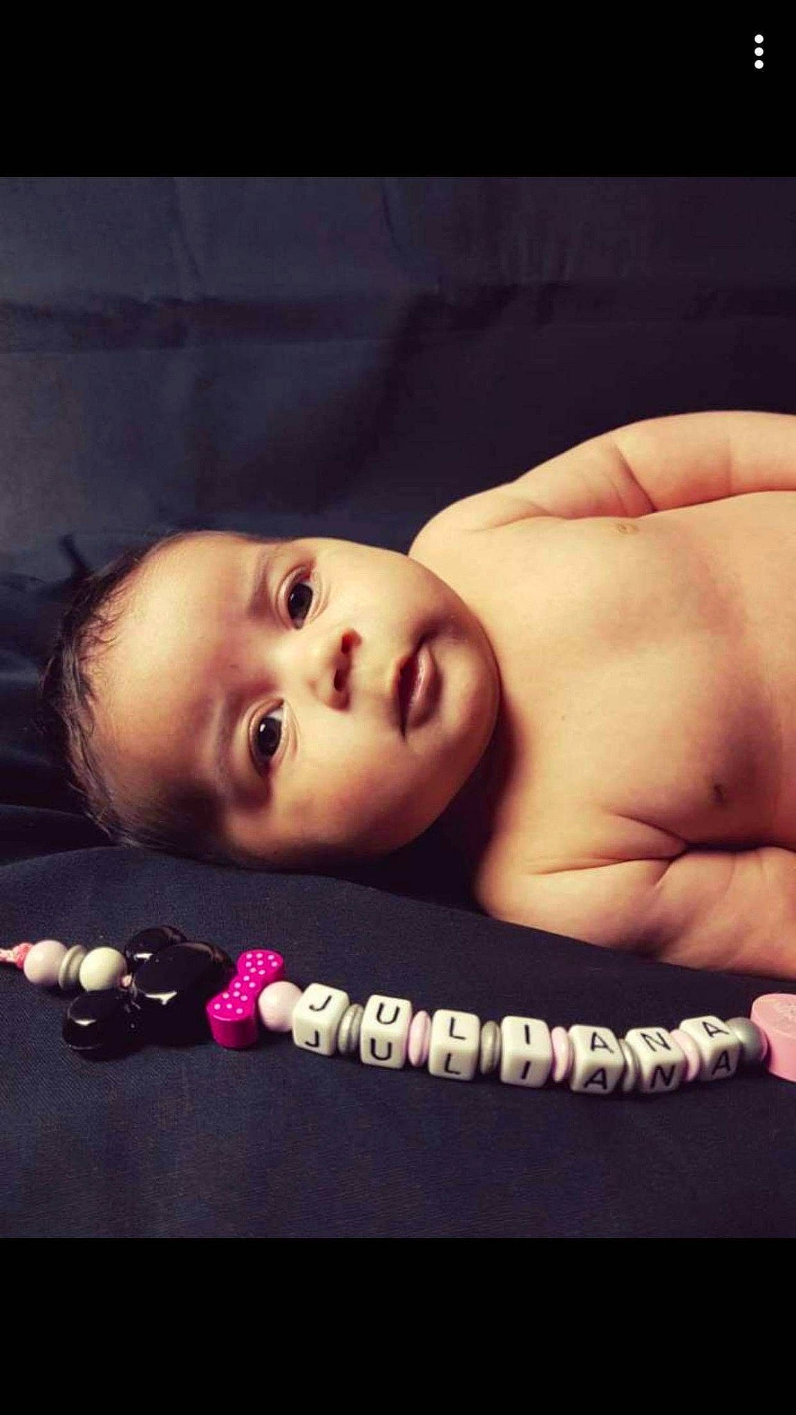 Juliana a rejoint le concours — aidez-le/la à gagner de superbes lots ! arm, baby, black, cloud, eye, eyebrow, eyelash, face, flash_photography, hair, hand, head, human_body, iris, jaw, lip, mouth, muscle, neck, nose