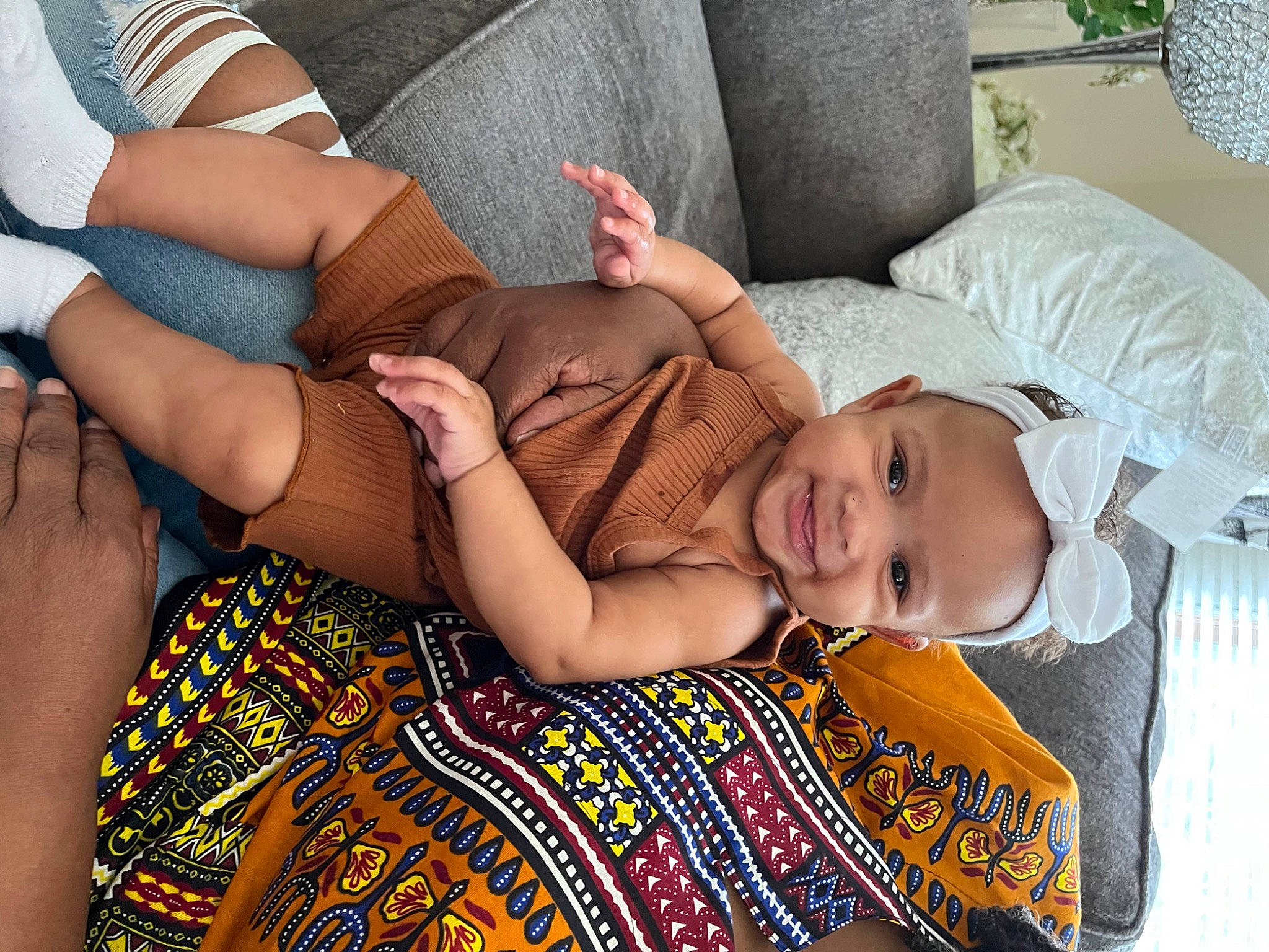 Anari joined the competition — help win amazing prizes! arm, comfort, cool, facial_expression, fashion, finger, fun, gesture, hairstyle, hand, happy, human_body, interaction, joint, leg, muscle, person, skin, smile, textile