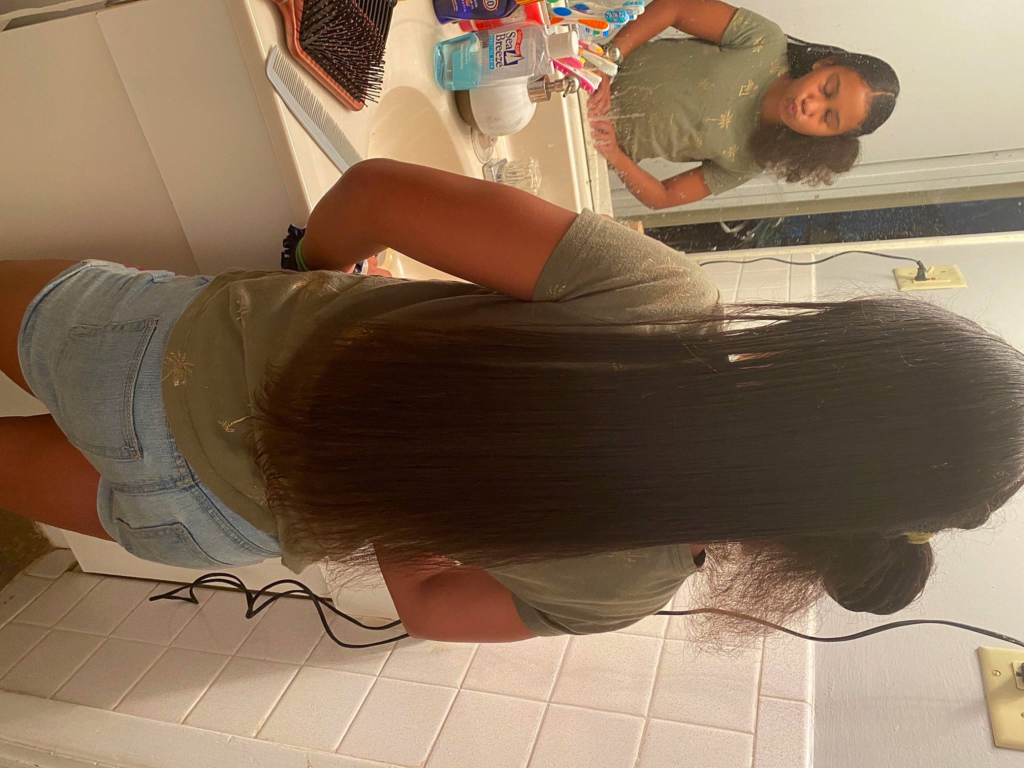 Brianna joined the competition — help win amazing prizes! chair, comfort, elbow, eyewear, flooring, foot, human_leg, jeans, joint, knee, leg, long_hair, nail, person, room, sitting, sportswear, thigh, trunk, waist