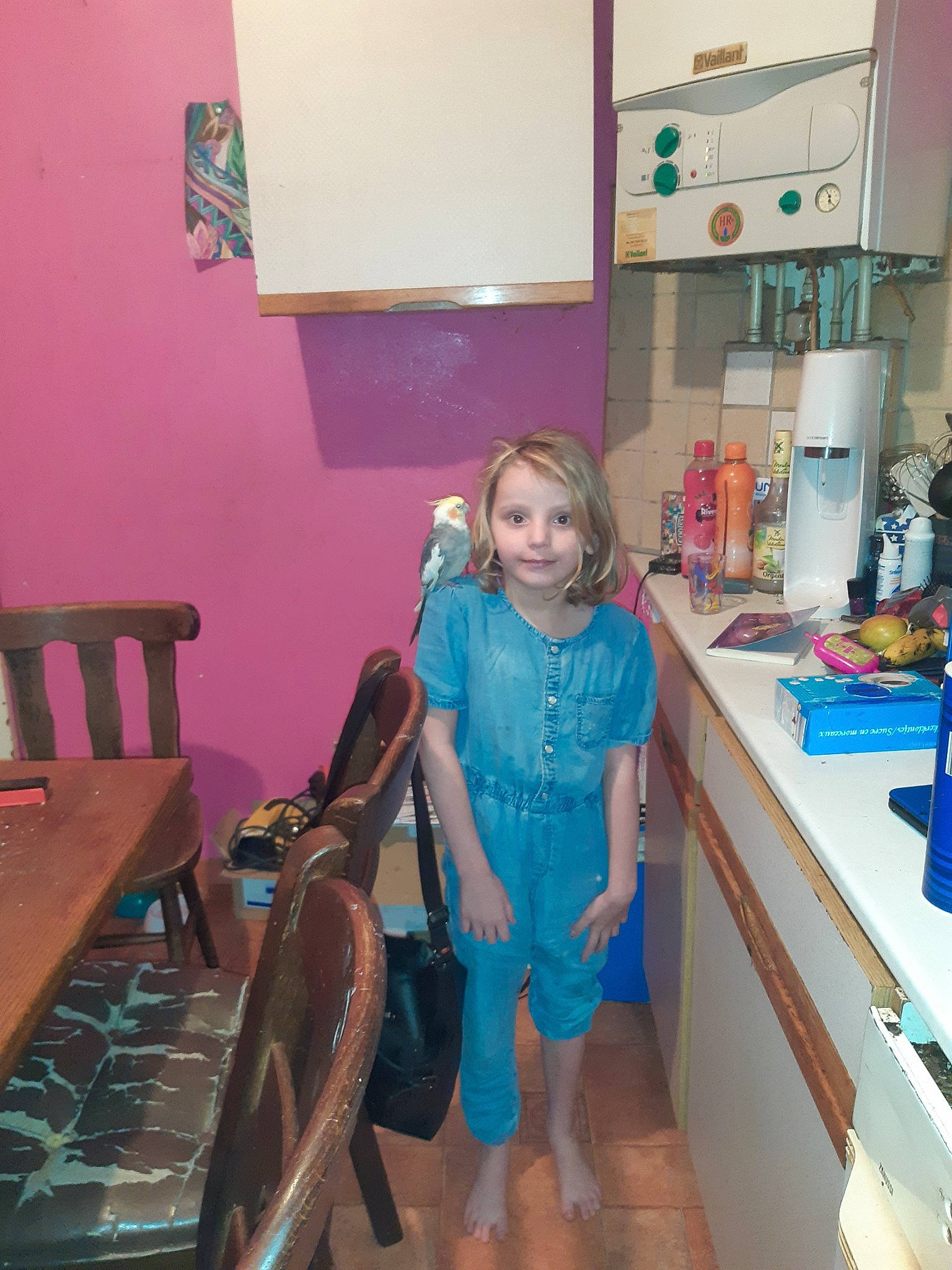 Ashley participe au concours pour gagner de l'argent avec cette photo : long_hair, person, vacation