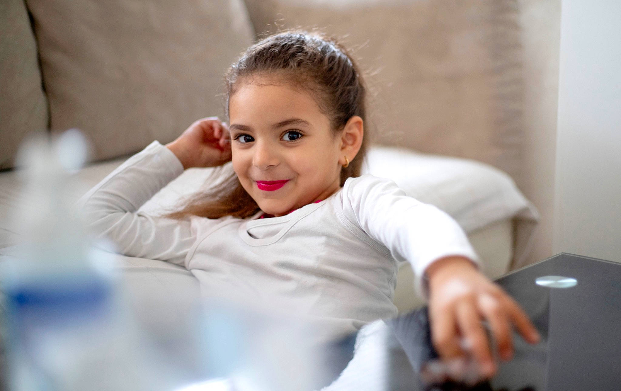 Kayline participe au concours pour gagner de l'argent avec cette photo : arm, baby, cheek, child, child_model, ear, face, facial_expression, fun, gesture, happy, joy, person, photography, skin, smile, toddler