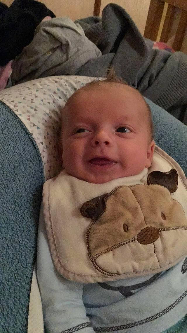 Raphaël participe au concours pour gagner de l'argent avec cette photo : baby, baby_products, baby_sleeping, cheek, child, face, facial_expression, head, mouth, person, product, skin, sleep, smile, toddler