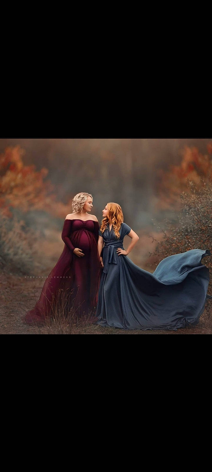 Giulia a rejoint le concours — aidez-le/la à gagner de superbes lots ! art, cg_artwork, cloud, darkness, event, fictional_character, flash_photography, formal_wear, fun, gesture, gown, happy, landscape, mythology, painting, people_in_nature, person, photomontage, sky, tree