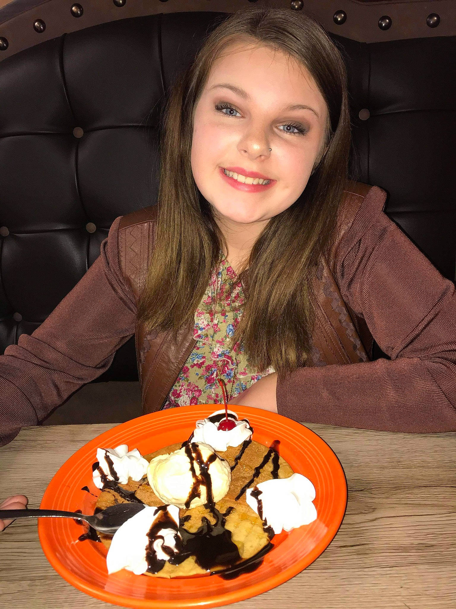 September is registered to the contest to win money with this photo: cake_decorating, chair, clothing, cuisine, dessert, dish, dishware, event, face, food, gelato, ice_cream, ingredient, joy, person, plate, recipe, serveware, smile, sweetness